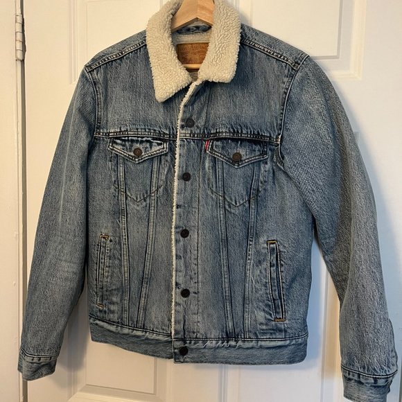 Levi's Other - Levi's Sherpa Trucker Jacket